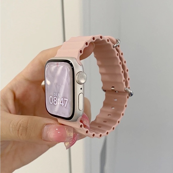NEW PINK Silicone Ocean Strap for Apple Watch - Picture 4 of 5